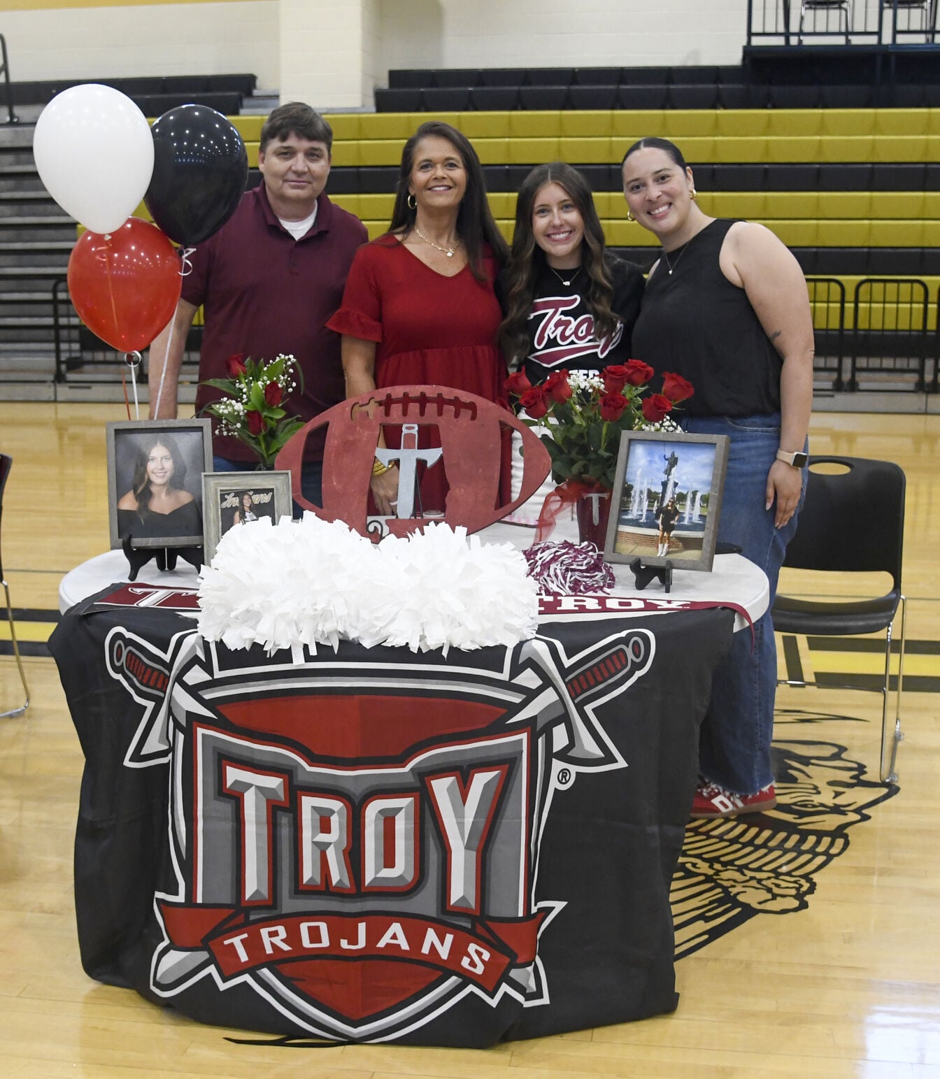 wetumpka signing 04.jpg