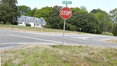 Wetumpka crash kills two, injures three at intersection of Redland and Firetower Roads