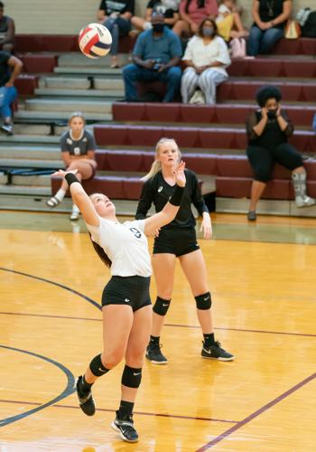 Photos: Wetumpka volleyball defeats Benjamin Russell