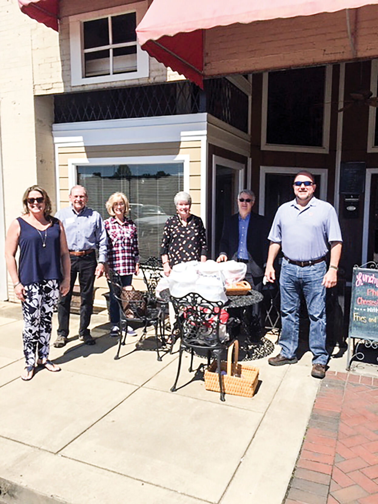 Good deeds continue to circulate around town