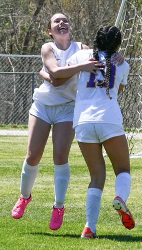 Alvarez leads Tallassee over Horseshoe Bend