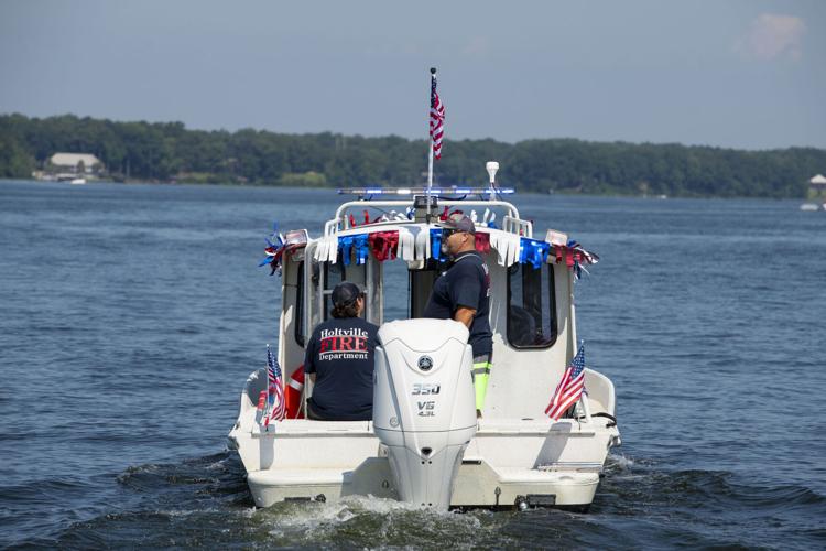 PHOTOS: Lake Jordan HOBO boat parade