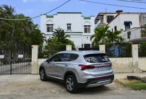 A draft law would allow Cubans to own two urban homes and take out mortgages