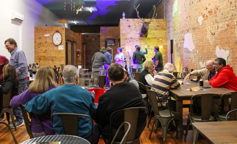 Zazu’s brings Thursday night music to Dadeville area