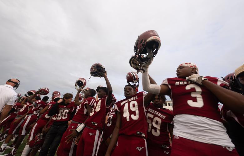 PHOTOS: Rain doesn't stop Stanhope Elmore's 37-0 shutout of Selma