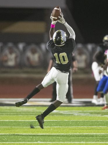 PHOTOS: Wetumpka hosts Chilton County for homecoming