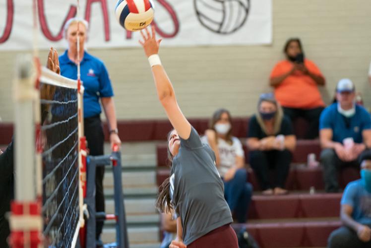 Photos: Wetumpka volleyball defeats Benjamin Russell