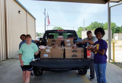 Veterans group delivers food to Elmore County Food Pantry