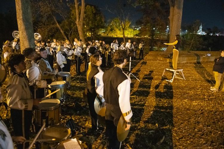 PHOTOS: A Scarecrow of a Tailgate