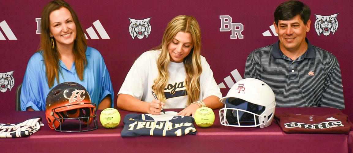Phillips signs with CACC softball