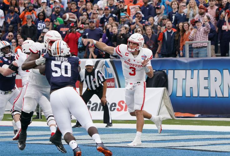PHOTOS: Auburn and Houston duke it out at the Birmingham Bowl