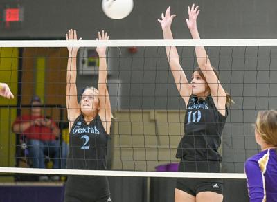 082226-hbs volleyball preview.jpg
