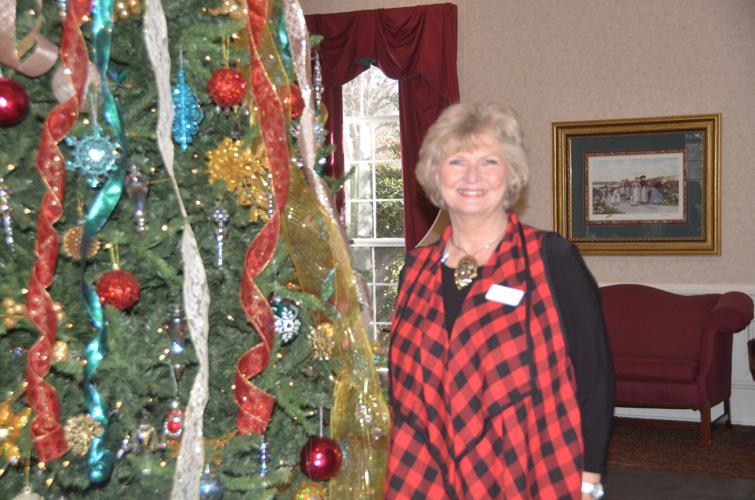 Cousins retires from Wetumpka Health and Rehab after 28 years