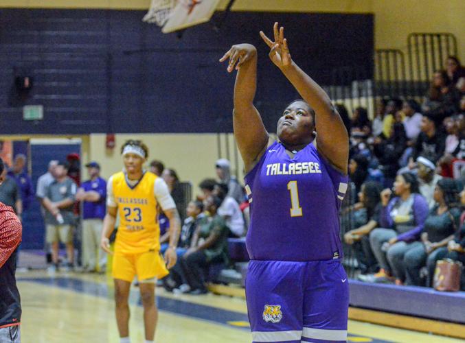 PHOTOS: Tallassee hosts first Midday Madness event to tip off season