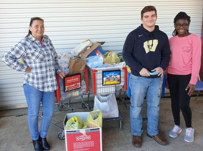 Wetumpka teen collects donations for food pantry