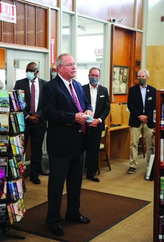 Horseshoe Bend Library receives free internet service