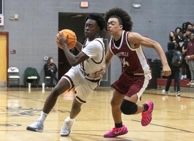 121725 SEHS BOYS basketball at tallassee file photo.jpg
