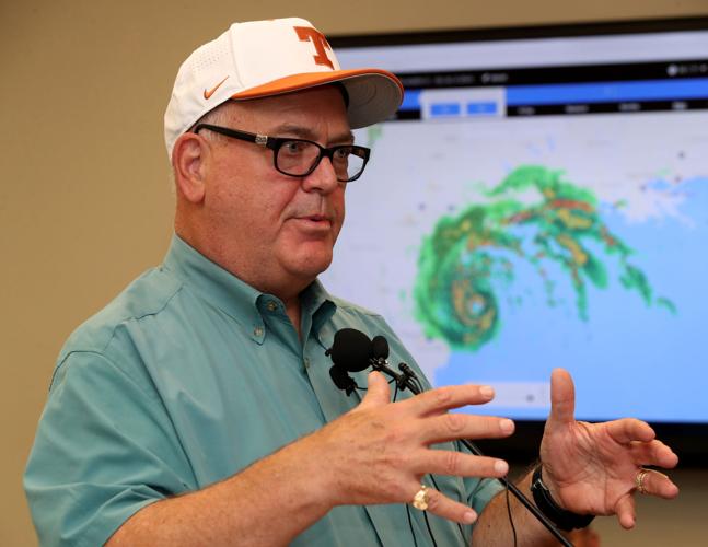 As Harvey arrives, officials anticipate days of flooding