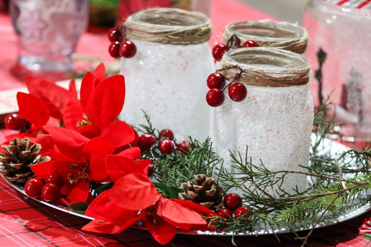 Extension office teaches wreath making, holiday decorating