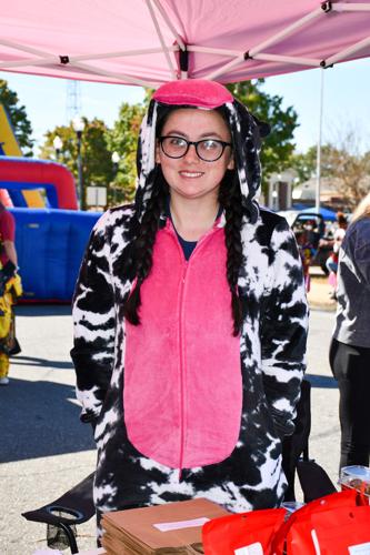 102925 DT fall festival10.jpg