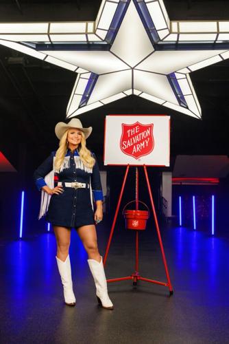 Miranda Lambert To Kick Off Salvation Army’s Red Kettle Campaign With Dallas Cowboys Thanksgiving Game Halftime Performance