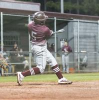 Benjamin Russell storms back with big inning vs. SEHS