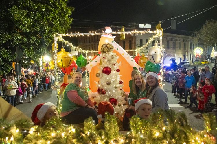 PHOTOS: Christmas on the Coosa