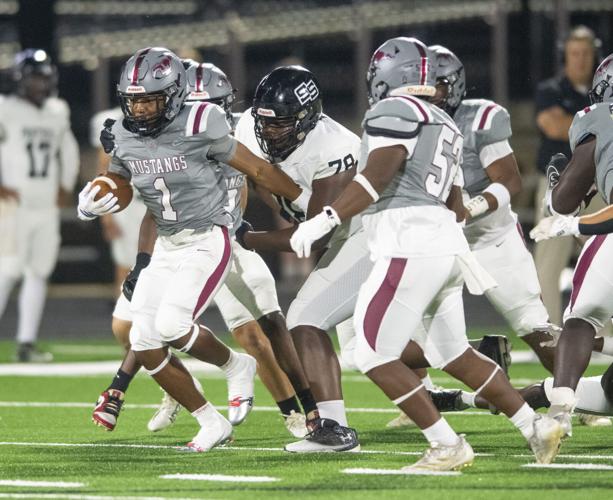 Stanhope Elmore hosts Smiiths Station