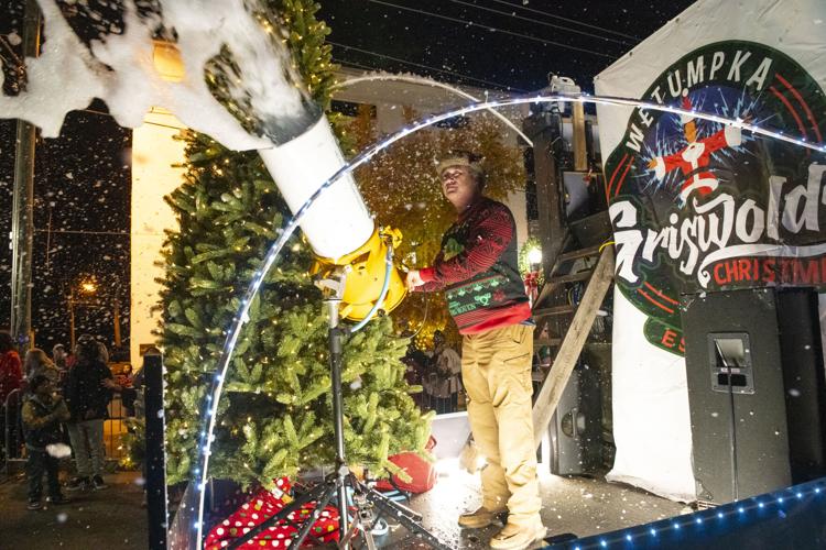 PHOTOS: Christmas on the Coosa
