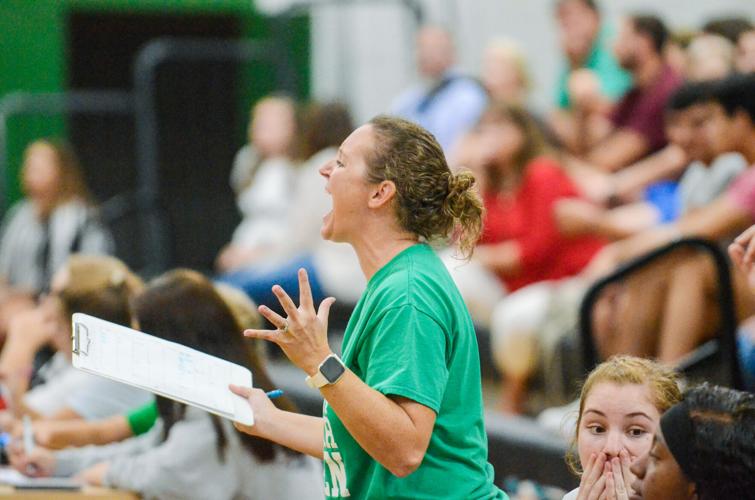 PHOTOS: Holtville takes down Elmore County for first time since 2007