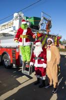 PHOTOS: Fire Truck Santa parades through Alexander City