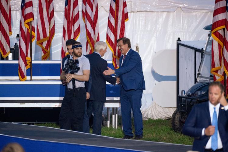 Photos:Trump hosts rally in Cullman