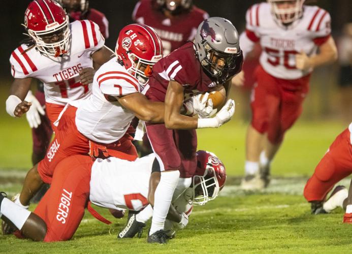 PHOTOS: Stanhope Elmore football hosts Eufaula