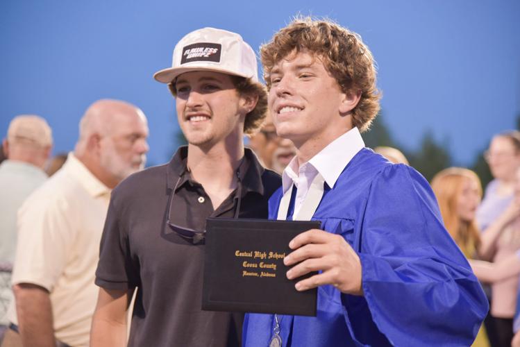 052326CoosaGrad29.jpg