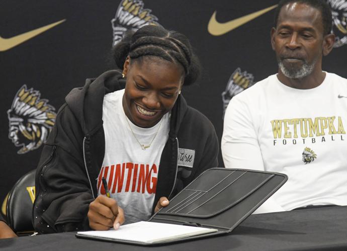 wetumpka signing 32.jpg