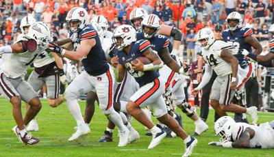 Auburn earns first SEC win over Mississippi State