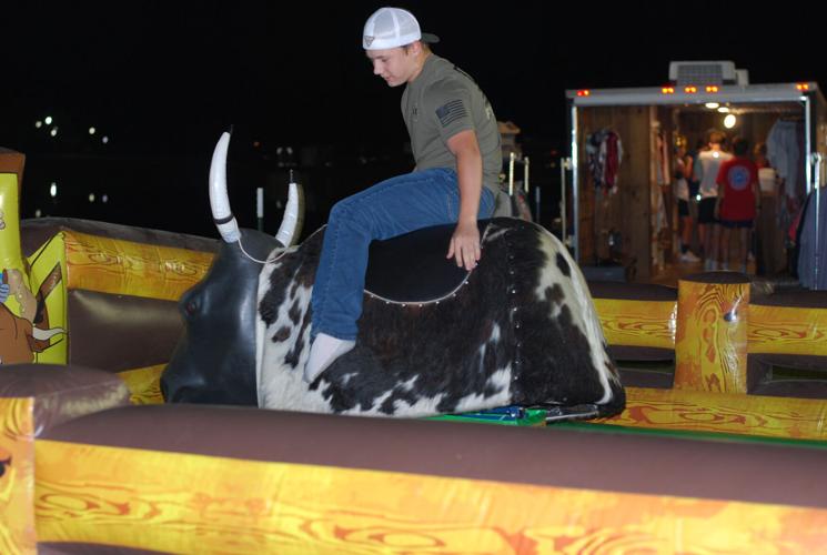 FFA rodeo draws thousands to sports complex