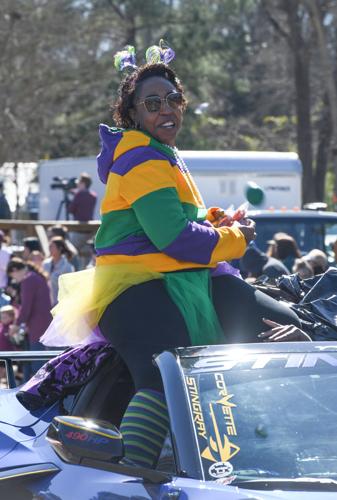 021126-millbrook mardi gras26.jpg