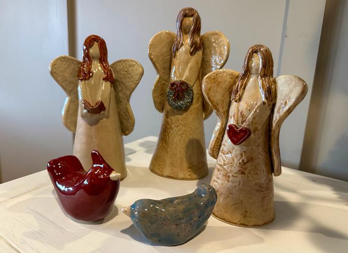 Dadeville artist creates holiday pottery pieces