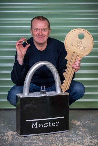 Retiree builds supersized versions of everyday items