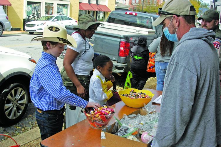 PHOTOS: Alexander City residents celebrate Halloween with trick or treat fun