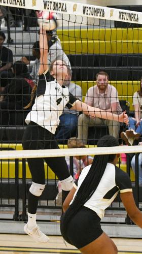 Wetumpka claims area title, Stanhope runner-up