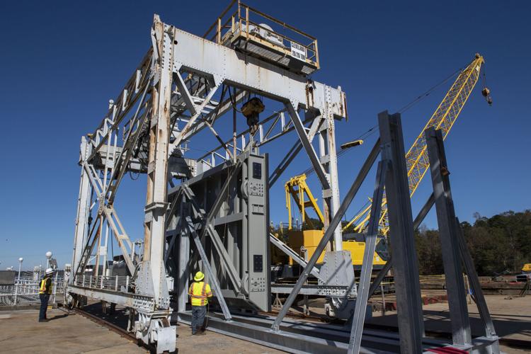 New spillgates for Martin Dam