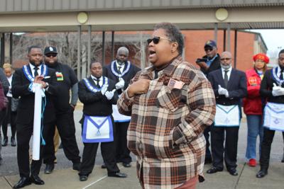 Colvin to hold town hall meeting