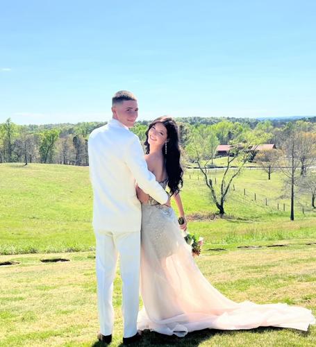 Brodie Holman and Covyn Holt BRHS Seniors.jpg