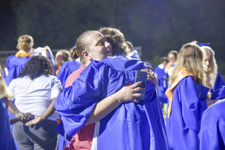 052726RHSGRAD37.jpg