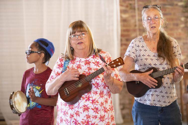 PHOTOS: Eclectic Sing-Alongs perform