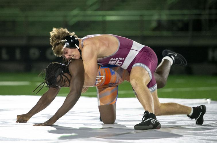 20251126 Holtville EC Wrestling 007.jpg