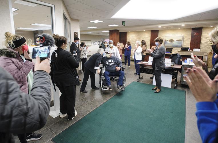 Russell Medical celebrates another COVID-19 recovery