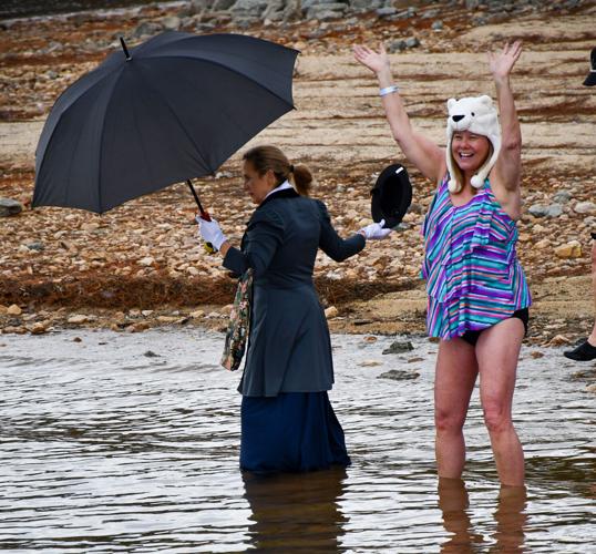 012126 polar plunge2.jpg